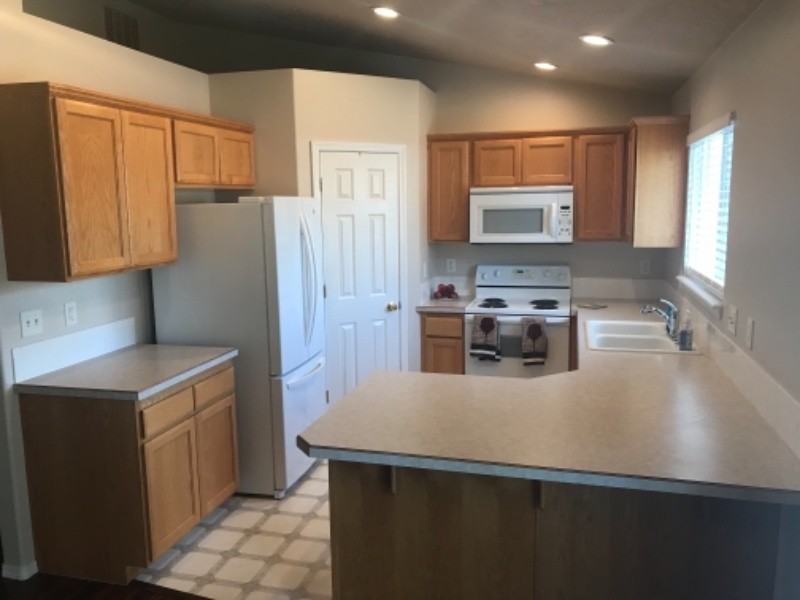 2632 W Carlton St - Photo 6 of 22