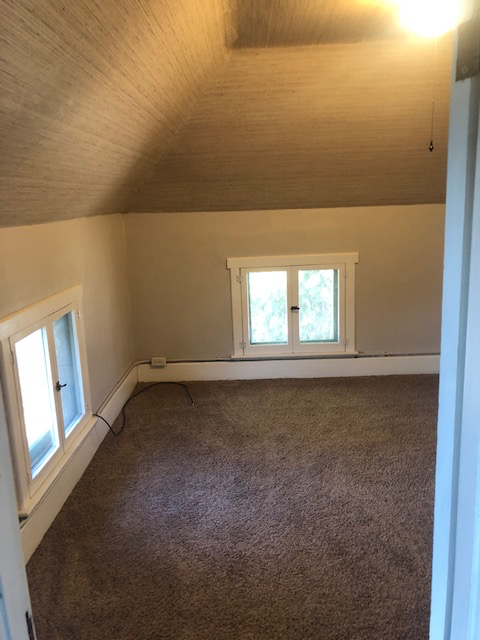 83 N State St - Photo 4 of 13