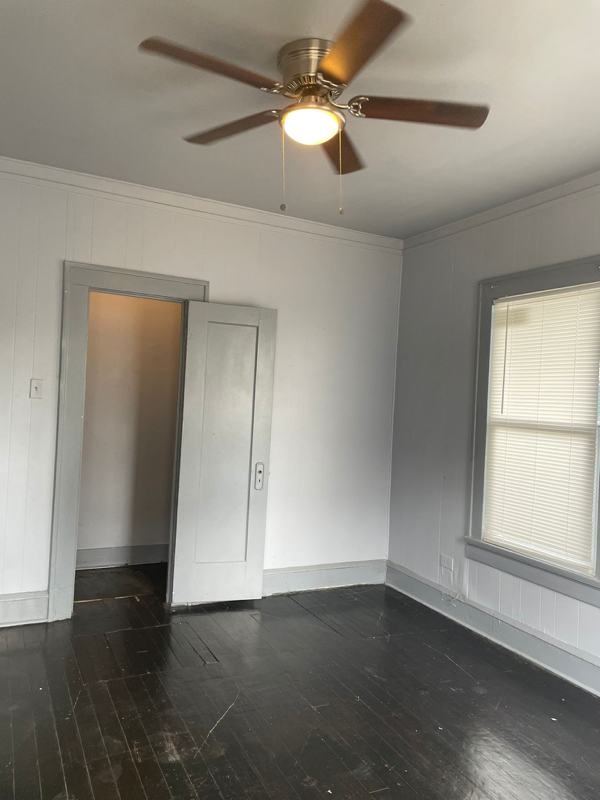 2317 N 15th St - Photo 7 of 9
