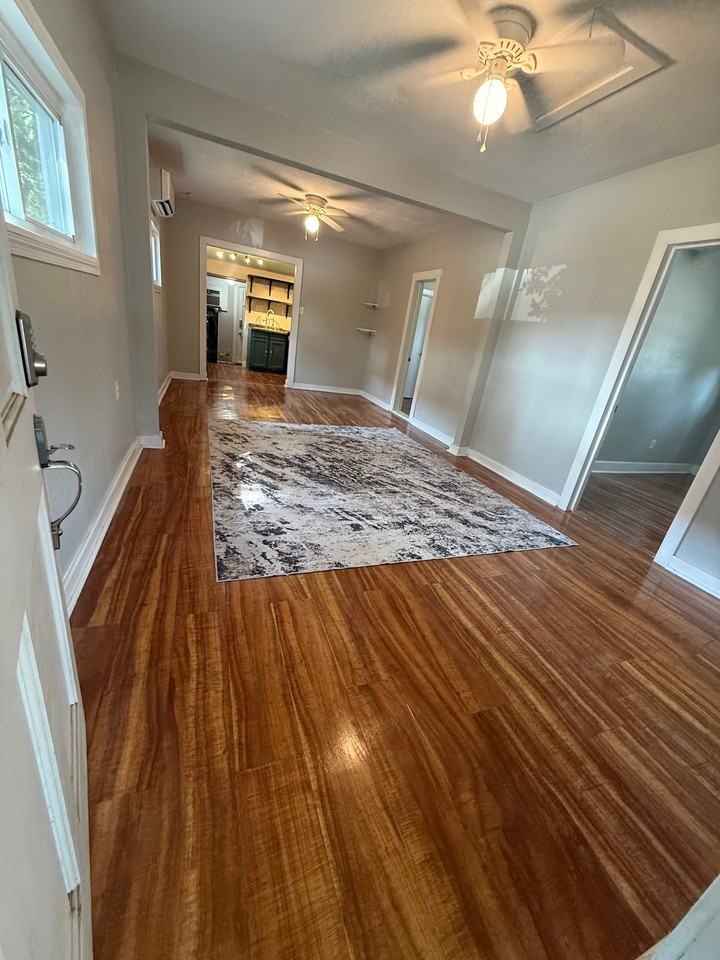 1432 Kingston Ave - Photo 2 of 36
