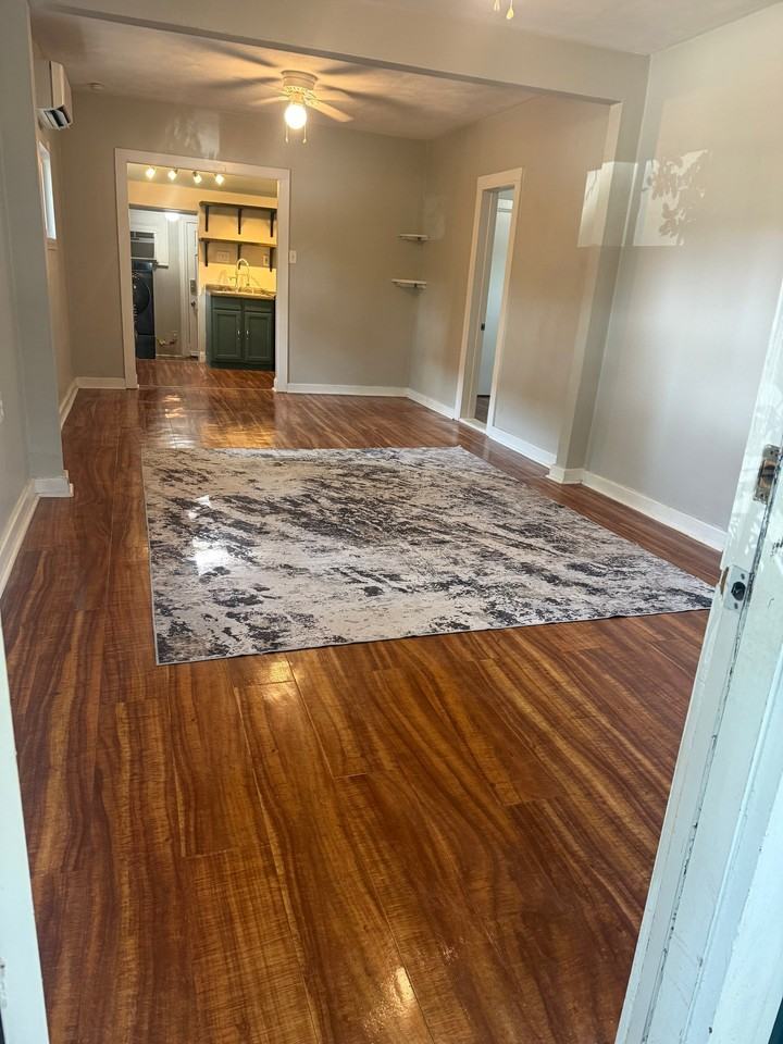 1432 Kingston Ave - Photo 3 of 36