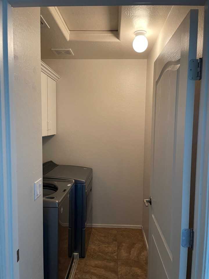 14816 N 140th Ave - Photo 6 of 20