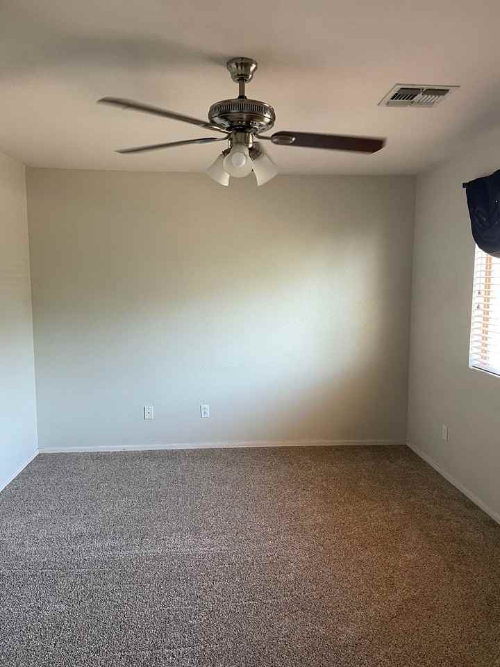 14816 N 140th Ave - Photo 7 of 20