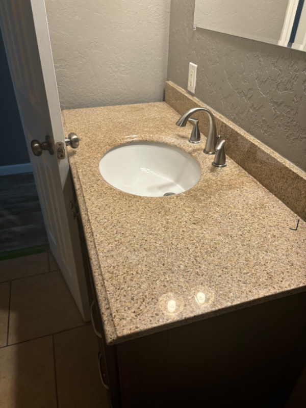 847 Se Lomond Ln - Photo 6 of 11