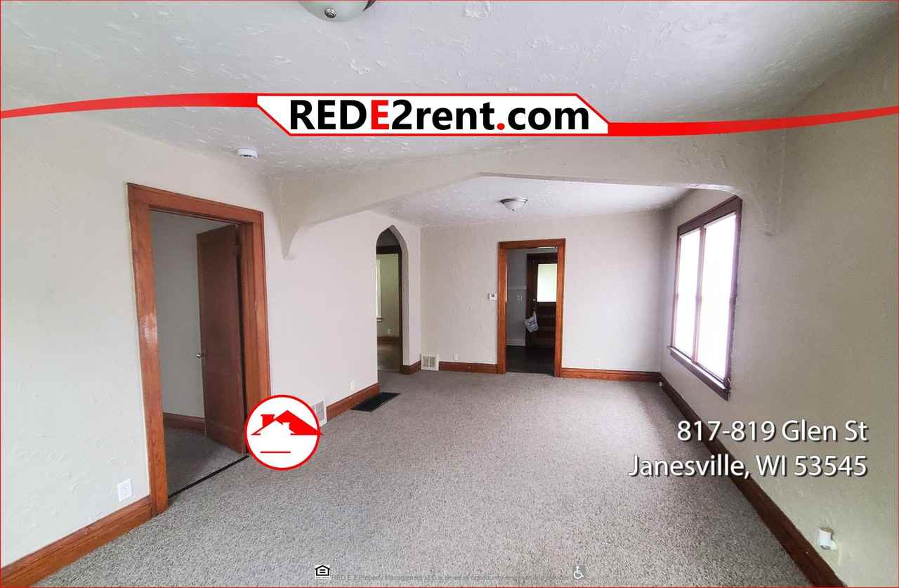 817 Glen St #817 - Photo 2 of 8