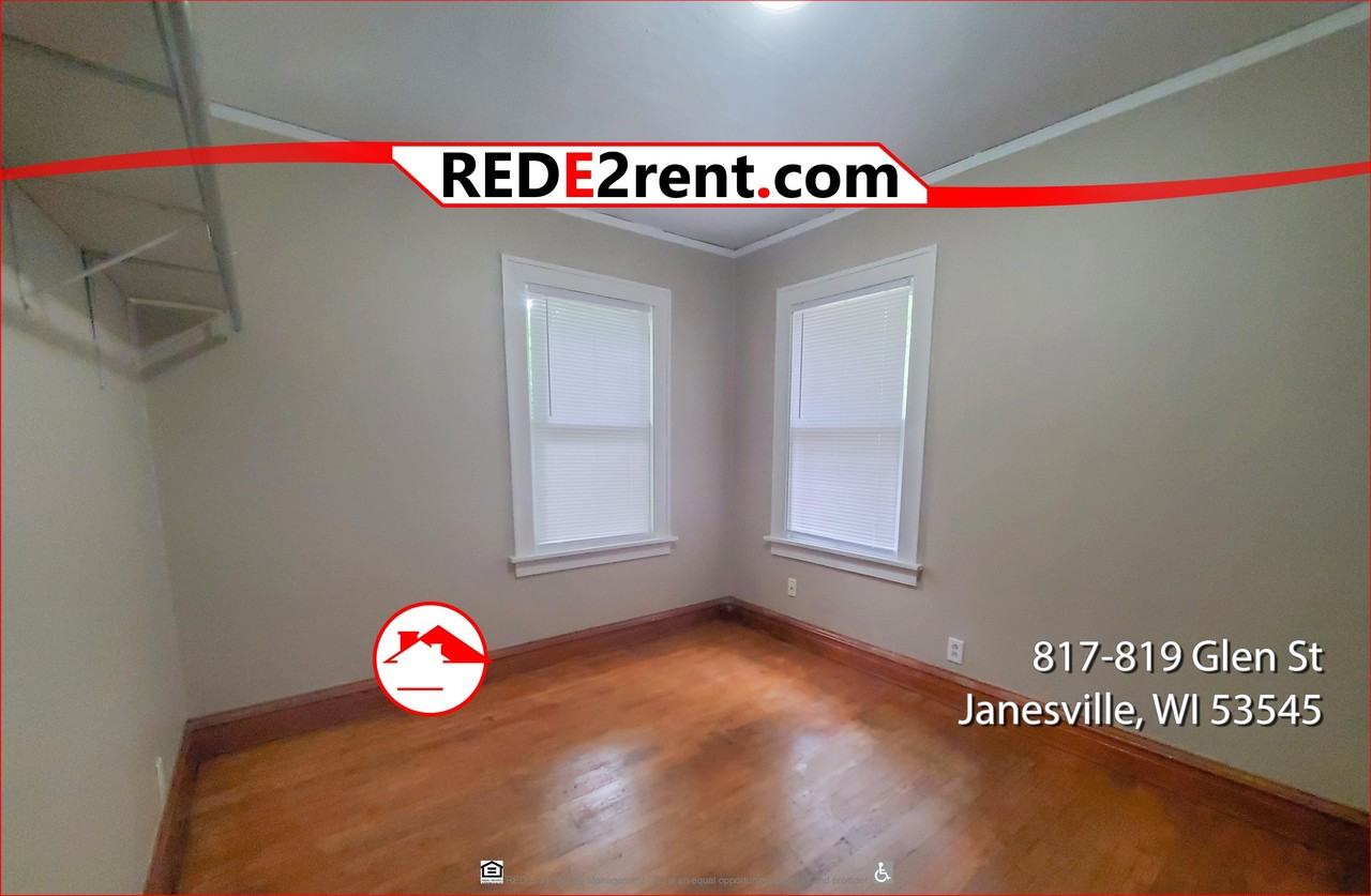 817 Glen St #817 - Photo 3 of 8
