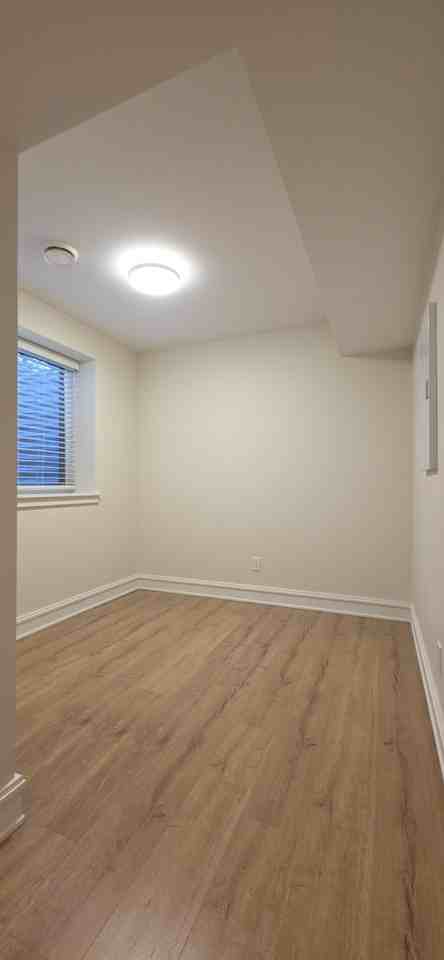 12973 15A Avenue - Photo 7