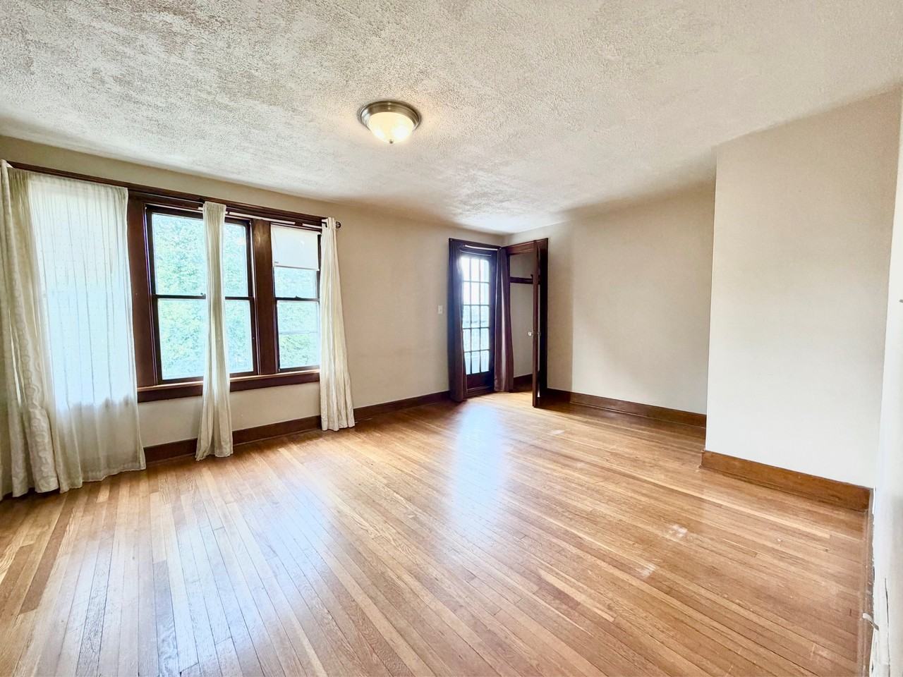 145 Whitehall Ave #2 - Photo 2 of 16