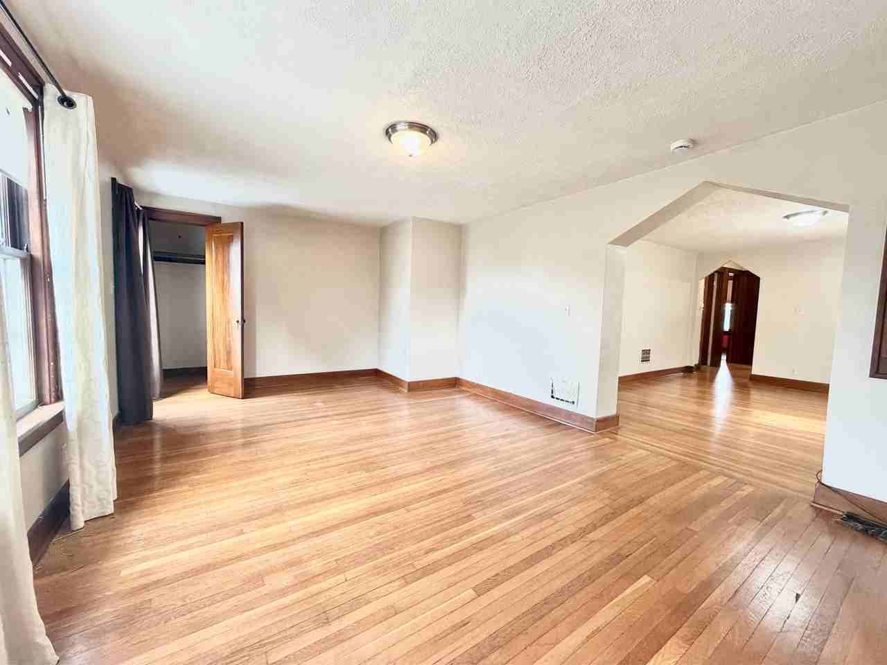 145 Whitehall Ave #2 - Photo 4 of 16