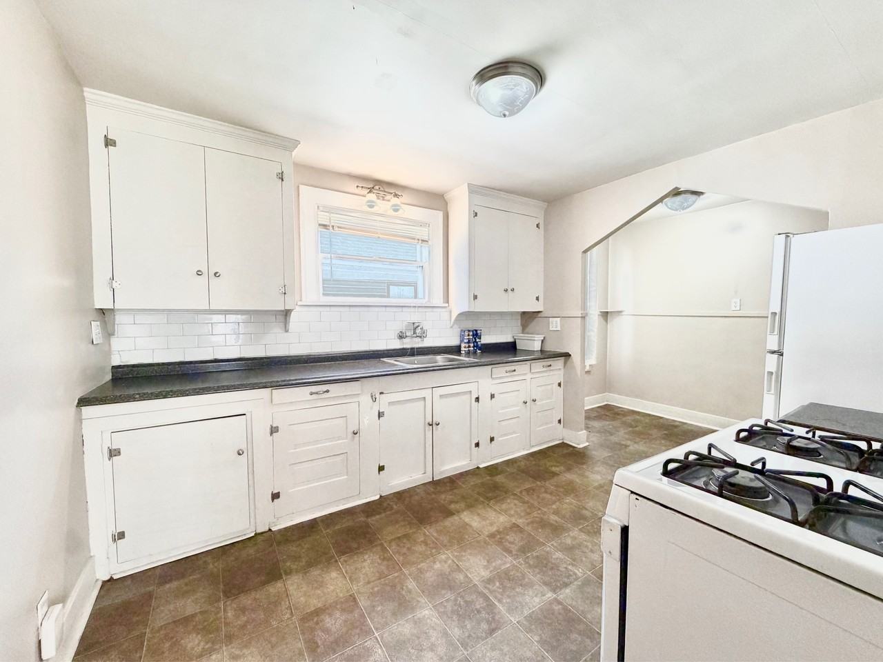 145 Whitehall Ave #2 - Photo 7 of 16