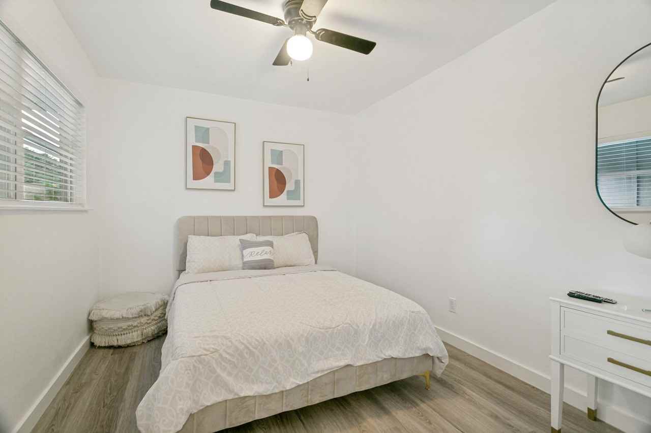 1273 Palisades Dr - Photo 2 of 13