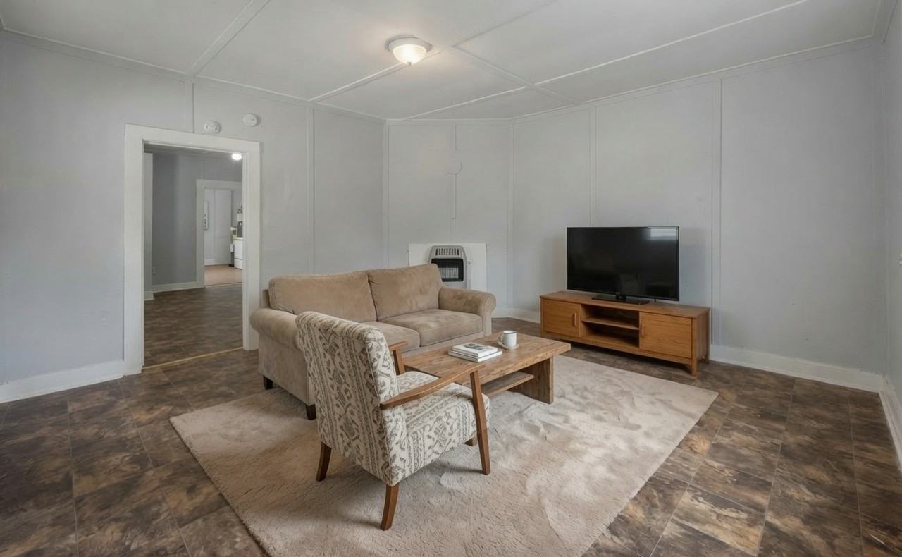 3701 Fairview St Sw #3701 - Photo 3 of 14