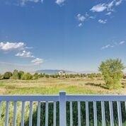 738 Sw - Photo 2 of 24