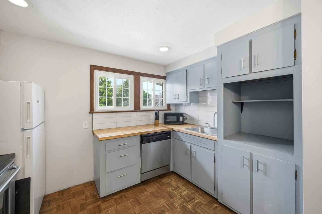 3438 W 133rd St - Photo 5 of 11
