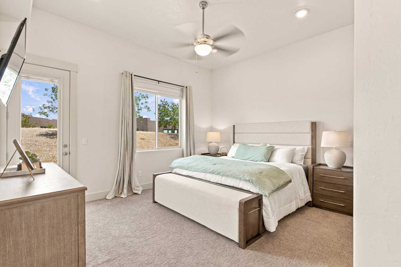 3250 Sw - Photo 7 of 20