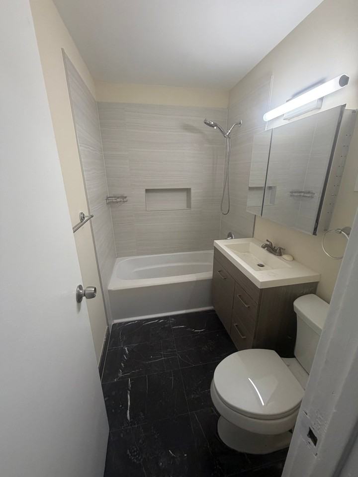 60 College Dr #60 - Photo 4 of 10