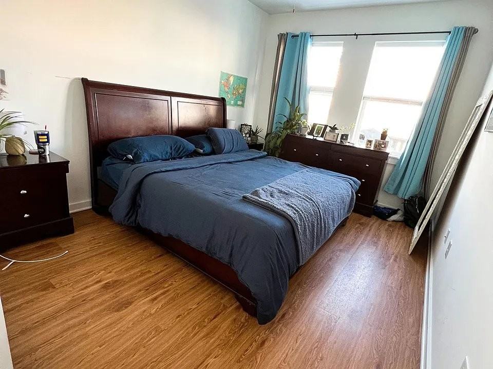 107 W 13th St #A - Photo 2 of 10