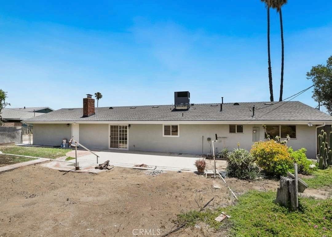 5485 Golden West Ave - Photo 4 of 19