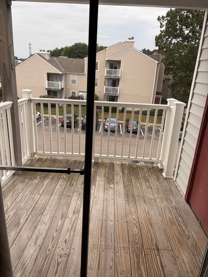 2128 Retreat Ct - Photo 6 of 16
