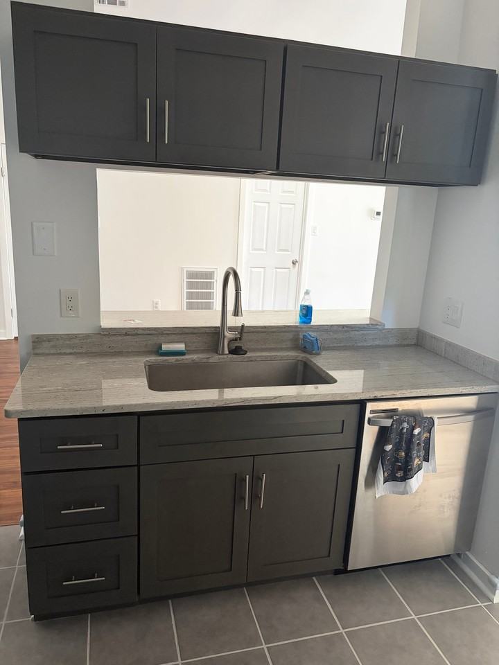 2128 Retreat Ct - Photo 7 of 16