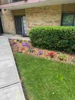 22 Riverside Dr #D4