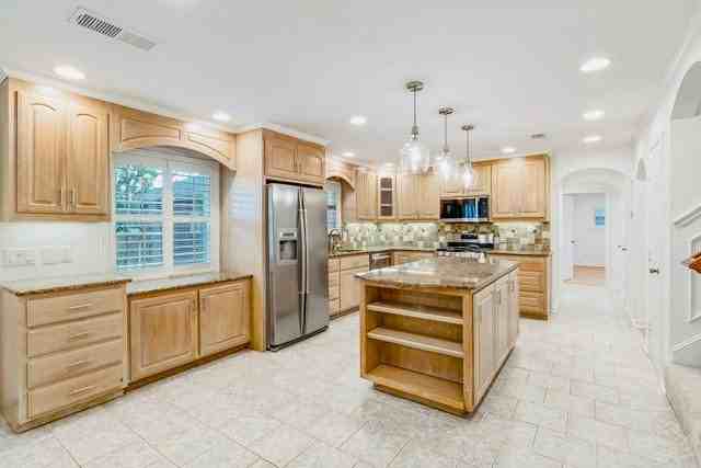 1832 Wonderlight Ln - Photo 5 of 20