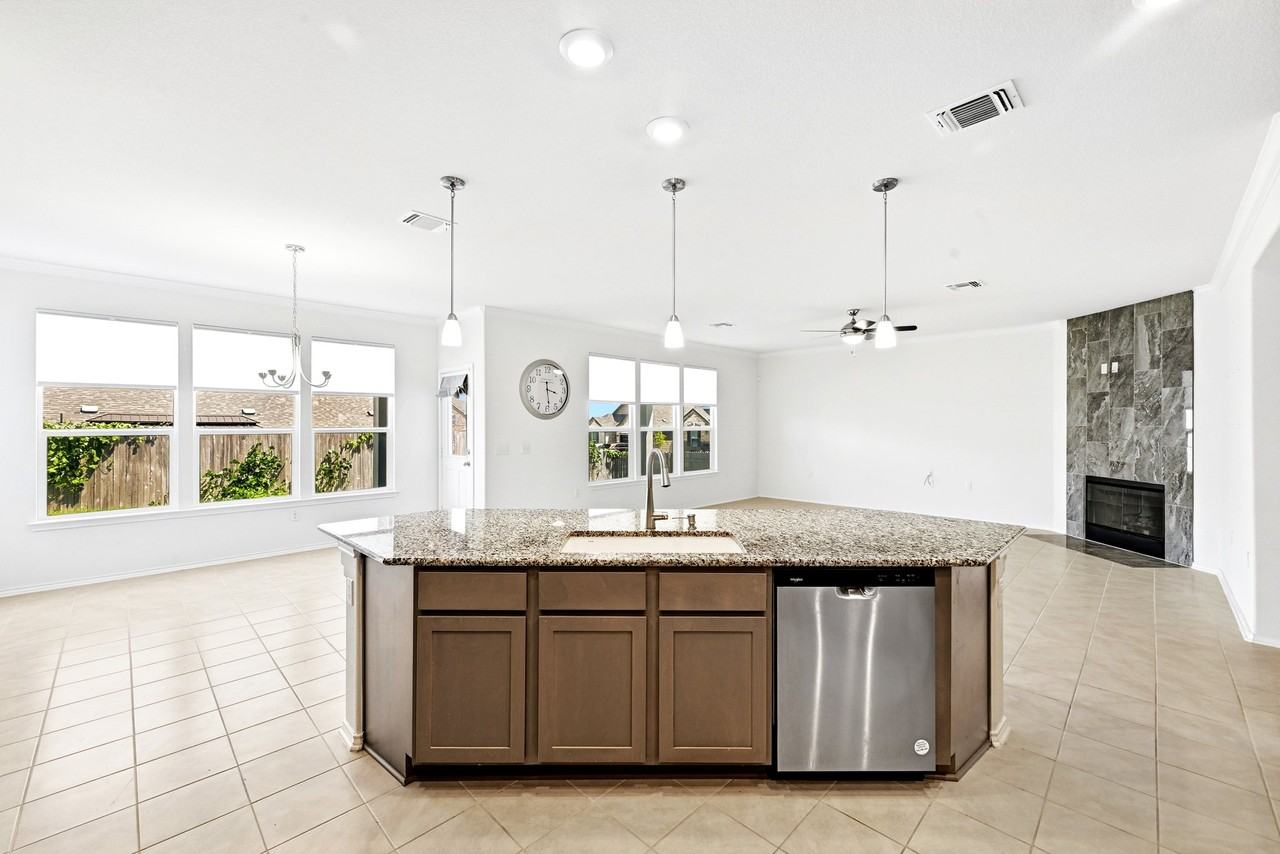 12801 Willowgrove Ln - Photo 6 of 20