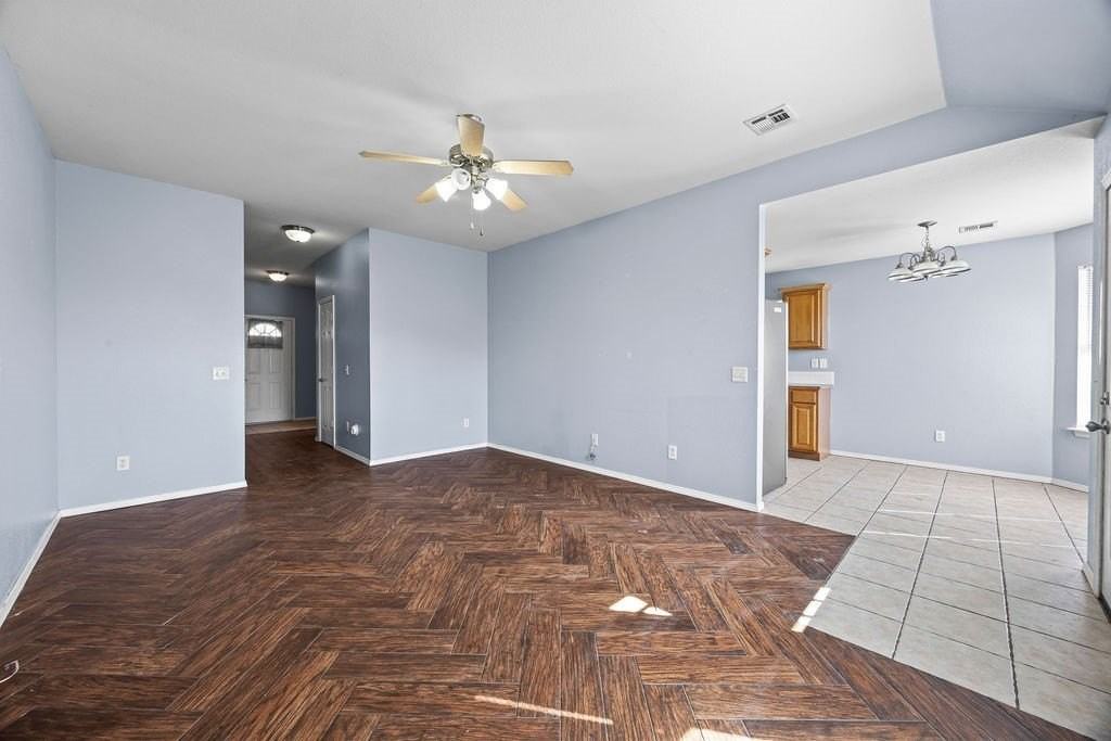 851 Honeysuckle Dr - Photo 6 of 29