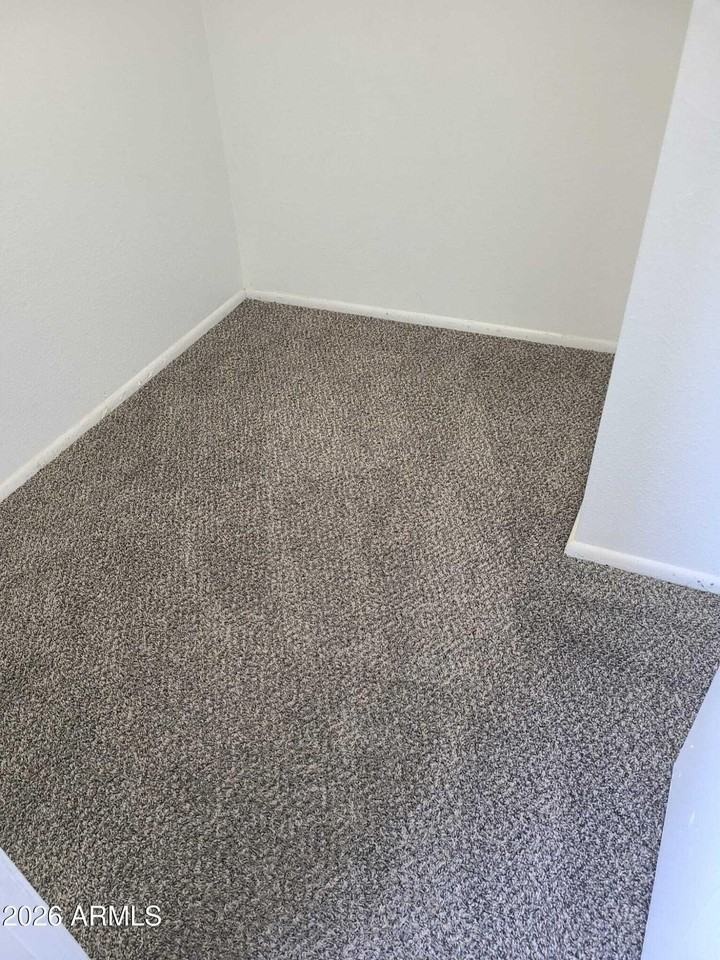 2674 N 43rd Ave #B - Photo 6 of 16