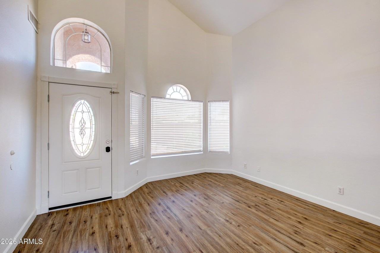 1550 N Sunset Pl - Photo 2 of 36