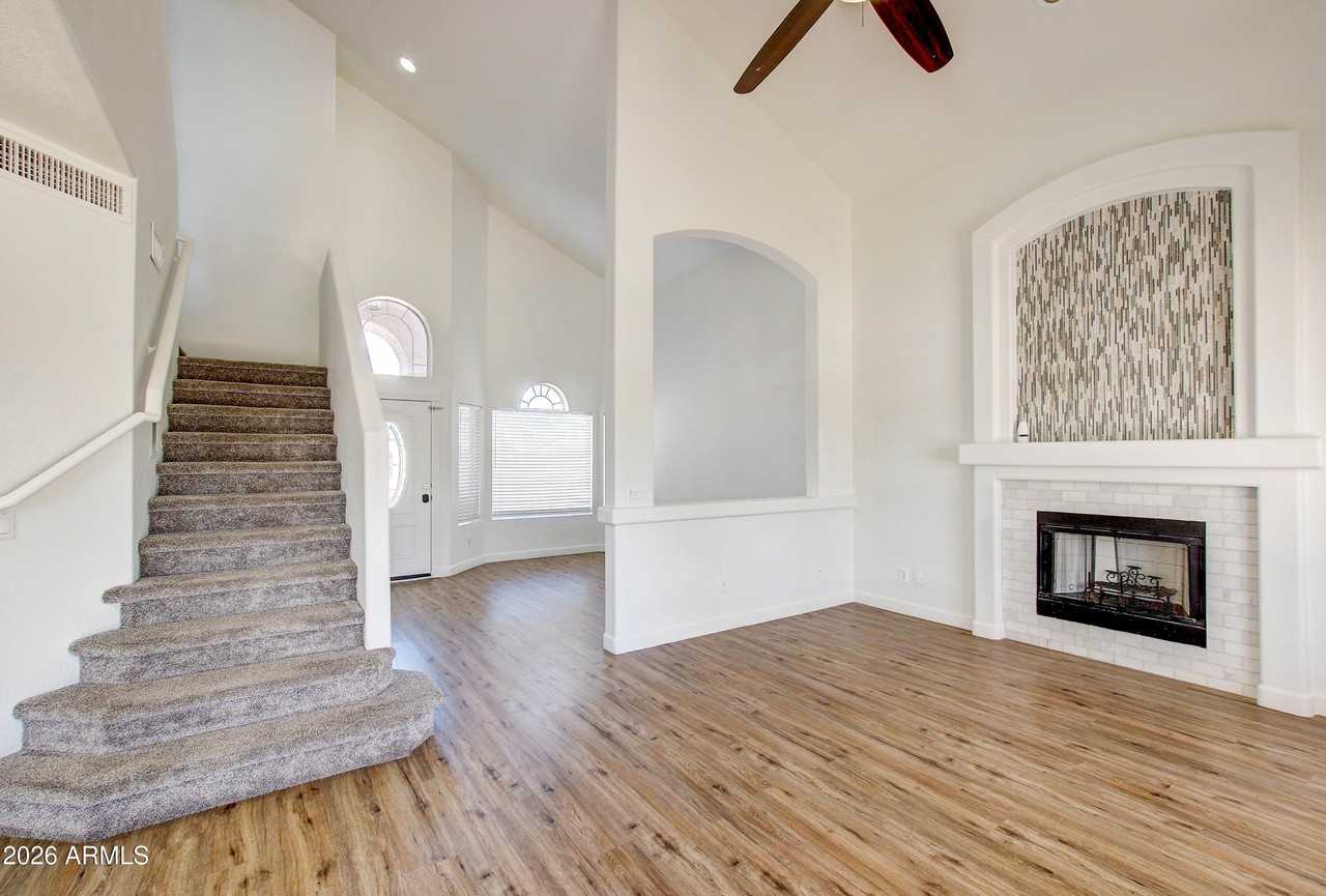1550 N Sunset Pl - Photo 6 of 36