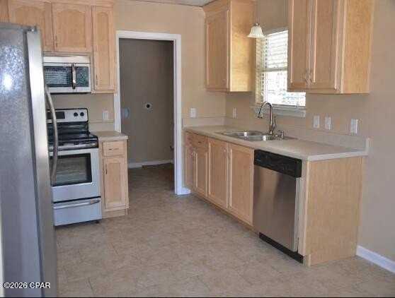 7213 Chipewa St - Photo 2 of 17