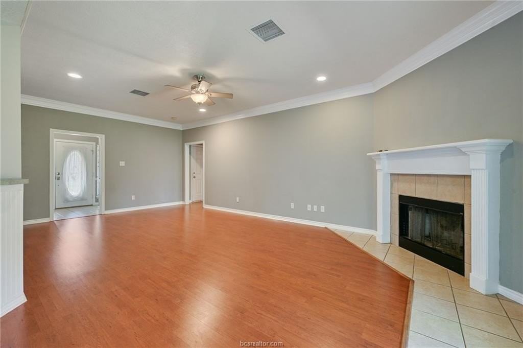 4406 Colony Chase Dr - Photo 3 of 17
