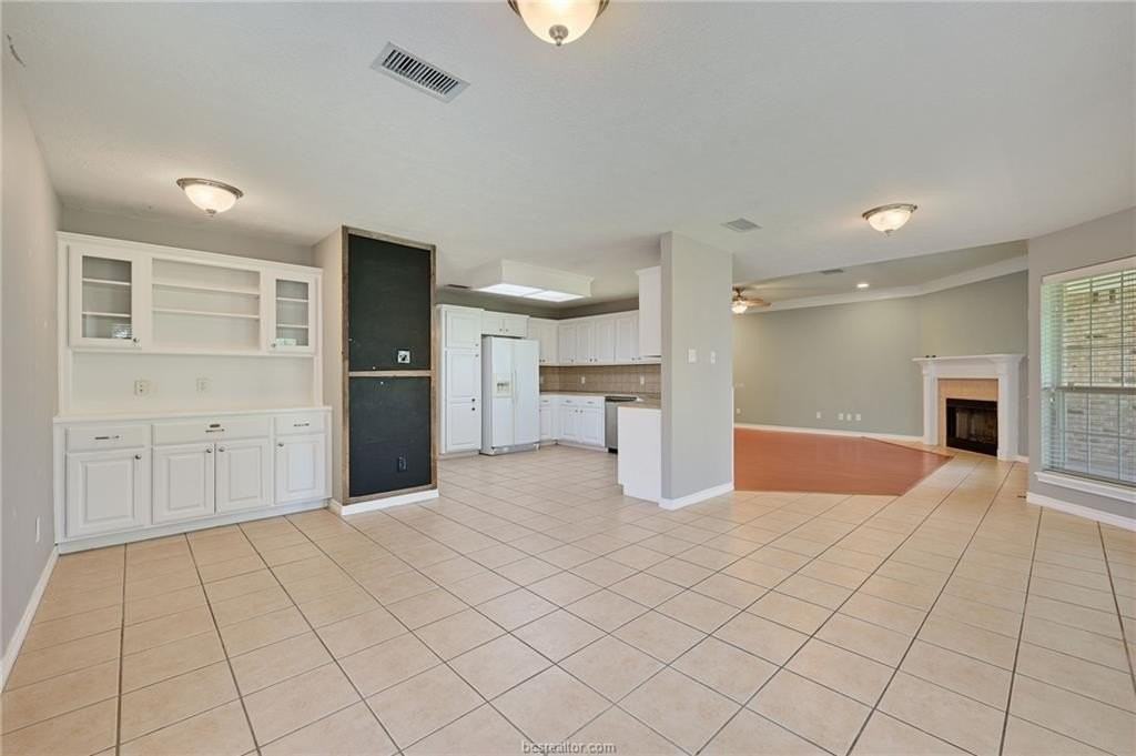 4406 Colony Chase Dr - Photo 7 of 17