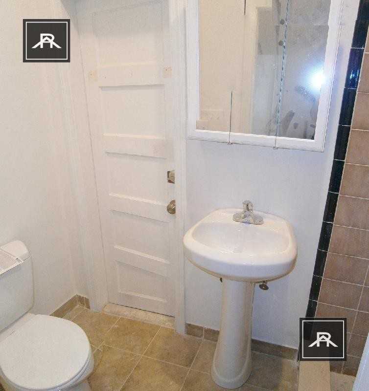 383 Harvard St - Photo 7 of 7