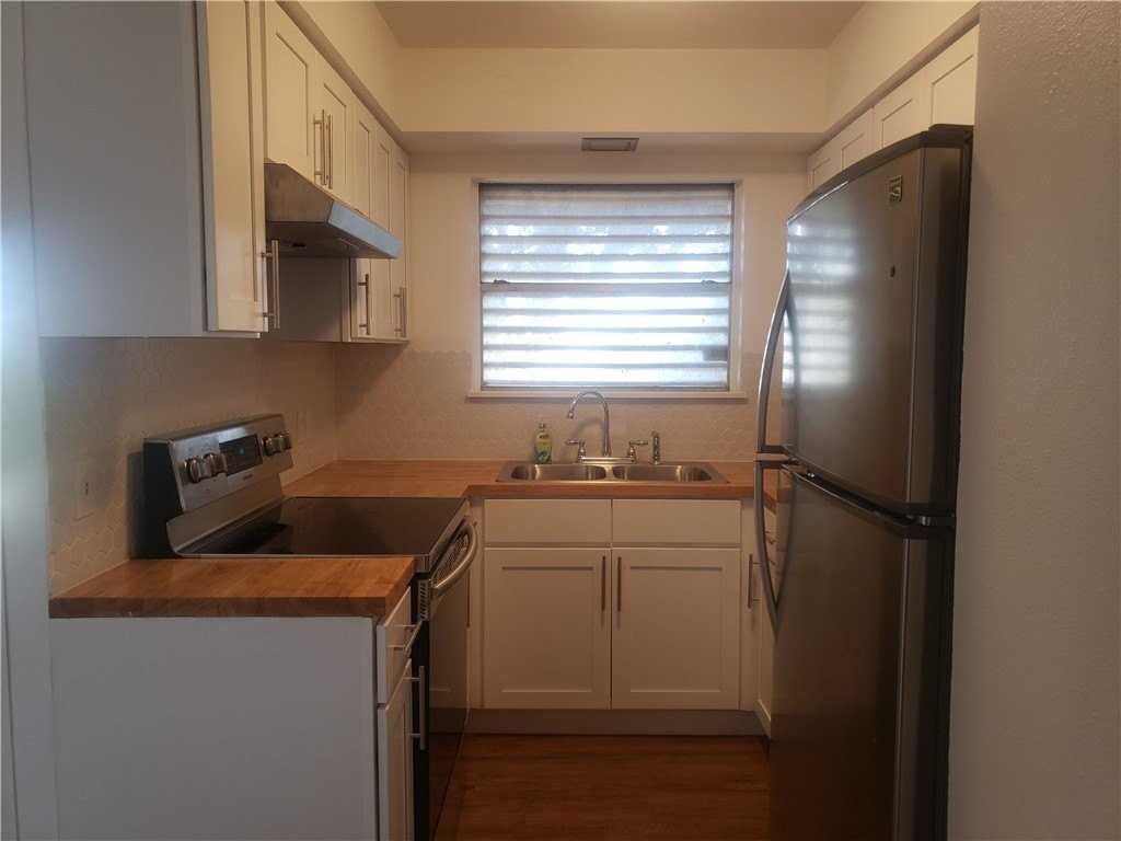 614 Bel Air Dr - Photo 4 of 13