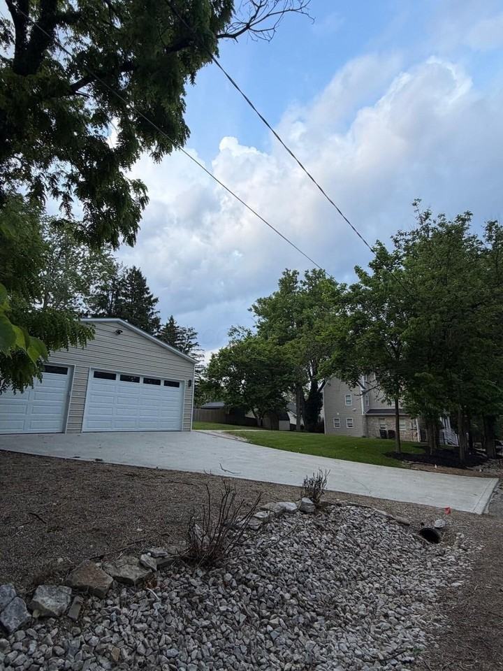 132 E Muskingum Dr - Photo 6 of 34