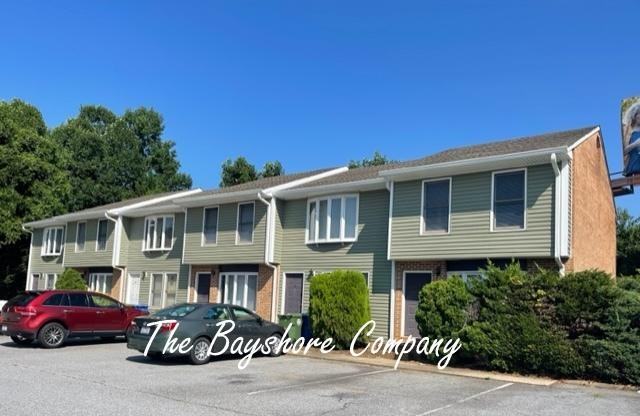 2359 Hendersonville Rd - Photo 4 of 10