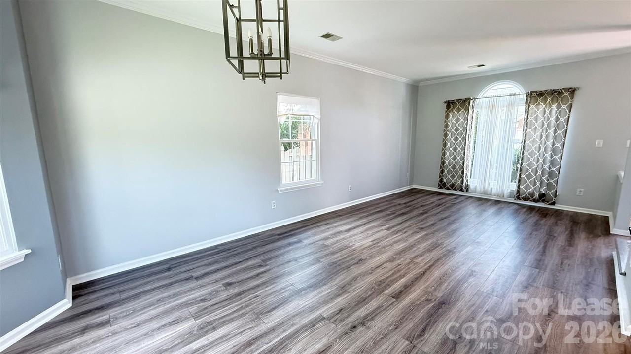 9128 Twilight Hill Ct - Photo 4 of 24