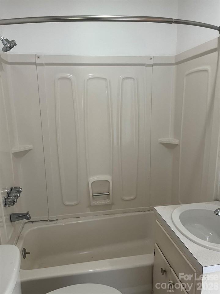 1494 Hilltop St - Photo 3 of 8