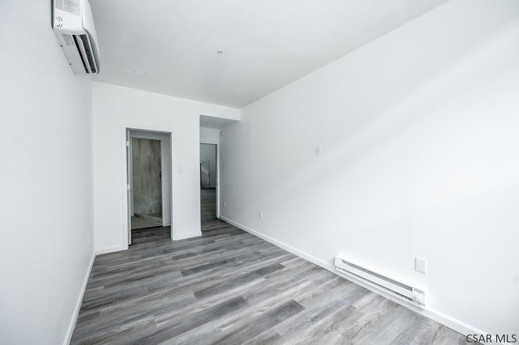 215 Franklin St Unit 302 - Photo 7 of 12