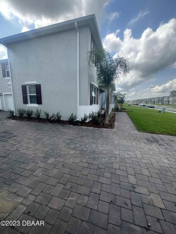 3077 Meleto Blvd - Photo 2 of 23