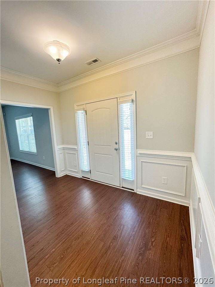 2732 Mosquera Dr - Photo 5 of 38
