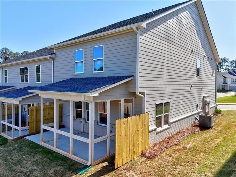 1257 Fern Ridge Ct - Photo 2 of 16