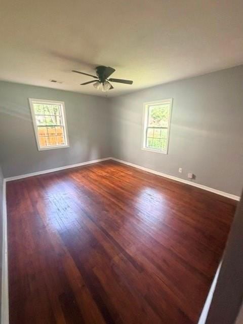 2811 Glenwood Ave Se - Photo 6 of 15