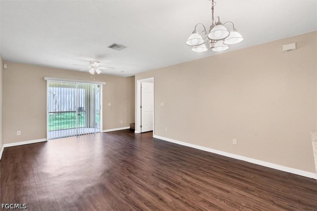 5257 Leeds Rd - Photo 6 of 27