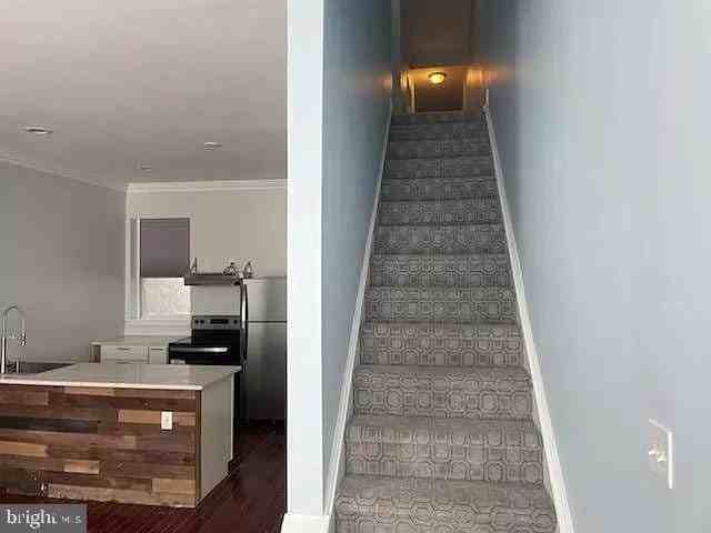 628 N 16th St - Photo 4 of 11