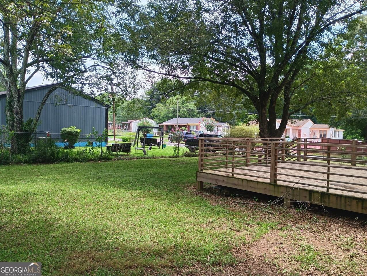 300 Martin Cir - Photo 2 of 9