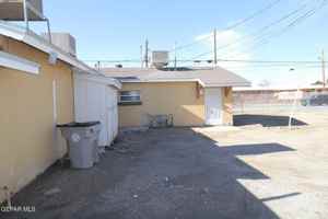 featured image of 8903 Old County Dr #A
