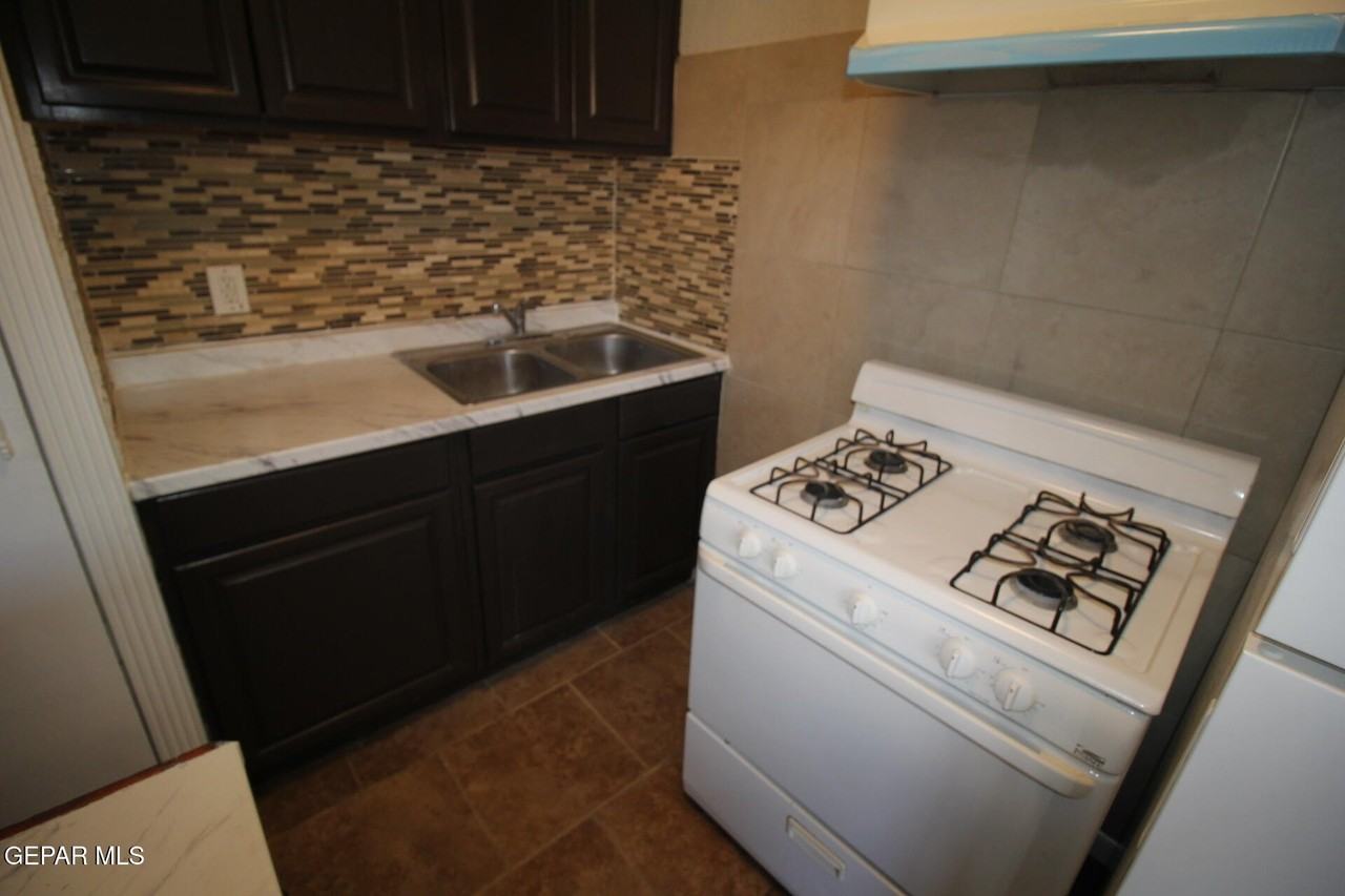 8903 Old County Dr #A - Photo 7 of 50